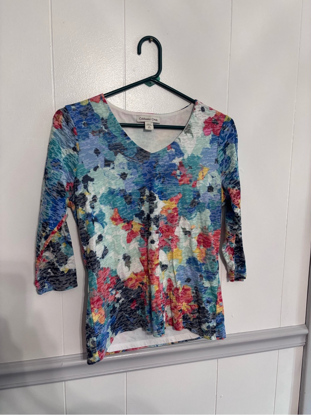 Coldwater Creek Multicolor Floral V-Neck Long Sleeve Top